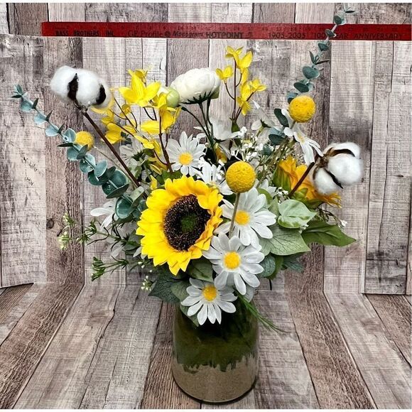 Sunflower Daisy Eucalyptus Floral Arrangement Baby Wedding Birthday Family Reuni - Picture 9 of 15